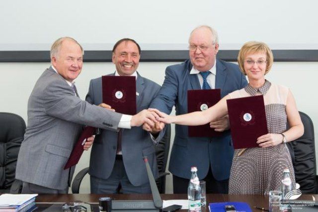 ЧГПУ и три педагогических вуза подписали соглашение о сетевом взаимодействии