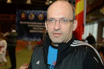 Голодовку в знак протеста объявил тренер сборной Челябинской области по каратэ