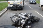Мотоциклист столкнулся с грузовиком под Копейском