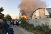 Трагедия. Сильный пожар в Челябинске унёс жизнь 56-летнего мужчины ВИДЕО