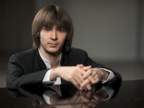 В Челябинской филармонии выступила новая звезда российского фортепианного искусства