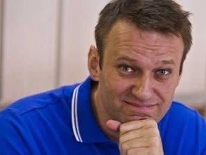 «Сегодня принять не могу, зайдите завтра». Мэрия даст разрешение на митинг Навального?