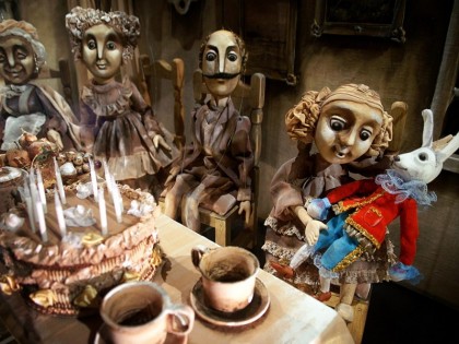 «Кролика» в исполнении челябинского театра кукол увидели в Саратове
