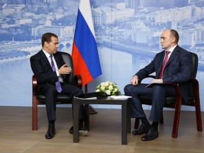 Дмитрий Медведедв и Борис Дубровский обсудили подготовку Челябинска к саммитам ШОС и БРИКС
