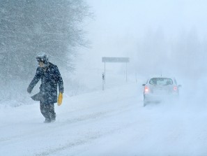МЧС призывает челябинских водителей подготовиться к снежному шторму