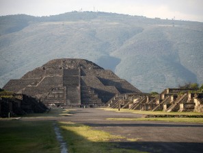 «Дорогу мертвых» нашли под пирамидой ацтеков