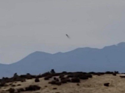 Черный НЛО над Аризоной попал на видео