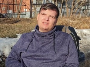 5 километров ехал по Челябинску на инвалидном кресле. Из-за того, что сломался автобус