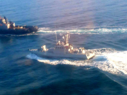 Украина хочет вернуть военные корабли, задержанные в Керченском проливе