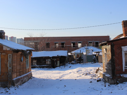 Старый Челябинск: «Закрытые ставни и горы мусора во дворах». Длина улицы Тупик всего 53 метра