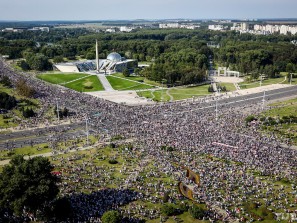 30 августа Минск продолжил массово протестовать против режима Лукашенко