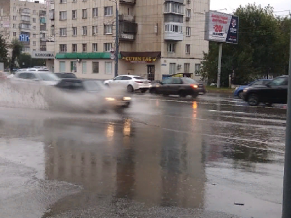 Челябинск вновь затопило – дороги оказались не готовы к сильным дождям