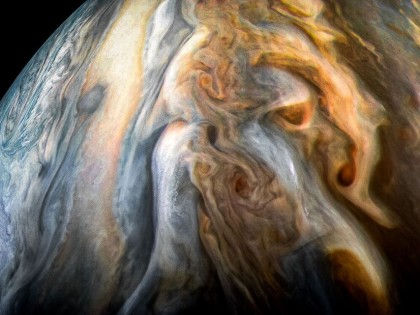Пять минут полетать над Юпитером предлагает NASA