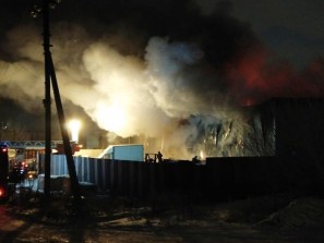 Большой пожар в Магнитогорске случился в первую ночь 2021 года