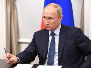 Путин упрекнул Латвию за смерть от ковида бывшего коллеги. Однако показатели смертности в России выше