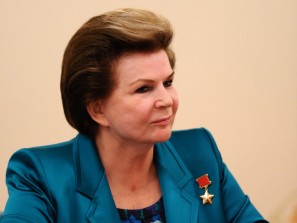 Она голосовала за повышение пенсионного возраста: женщина-космонавт Валентина Терешкова