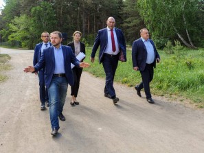 Депутат Госдумы Валуев поставил жизнь людей выше природы и одобрил планы строительства в сосновом бору