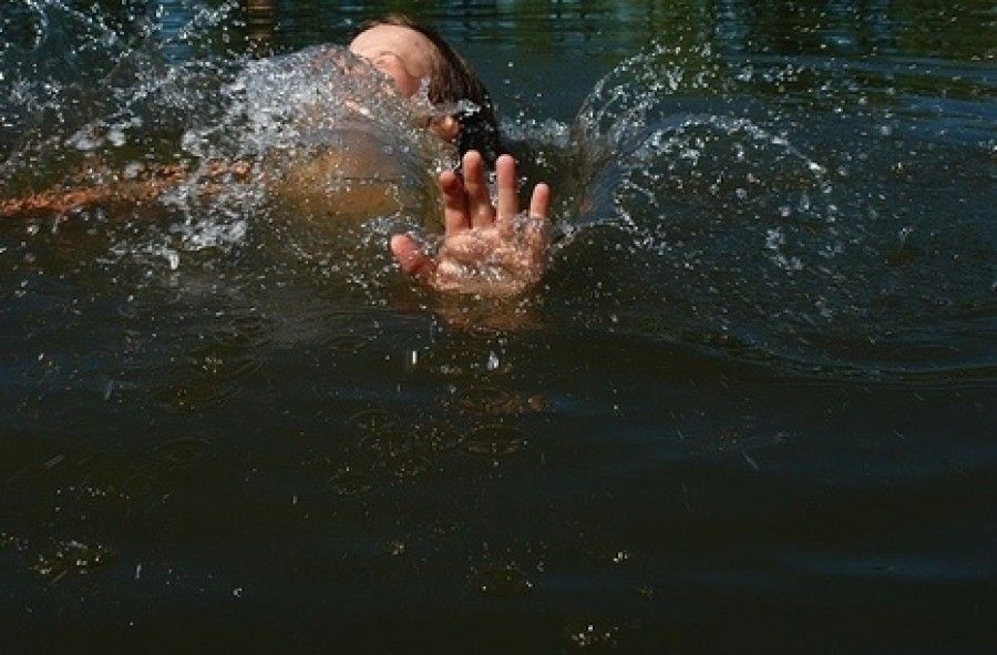 12-летний мальчик утонул на глазах у купающихся