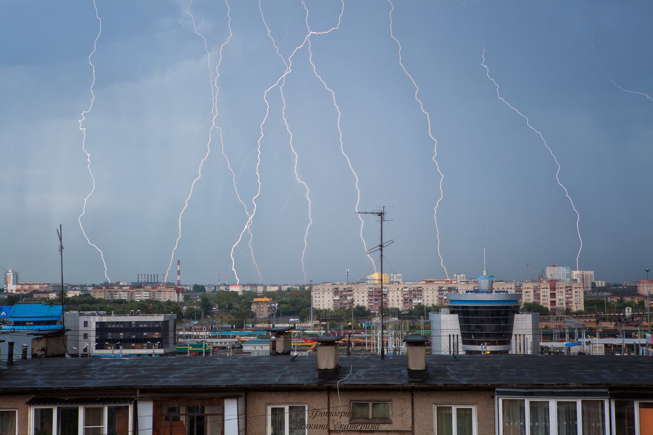 Ливень обрушился на Челябинск и отключил электричество