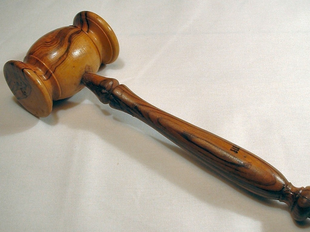 В Златоусте проходит суд над гинекологом-педофилом