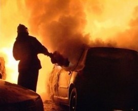 В Челябинске взорвали машину