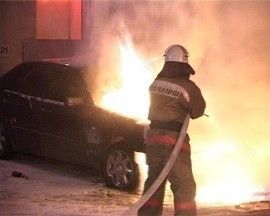 Машина сгорела в Усть-Катаве