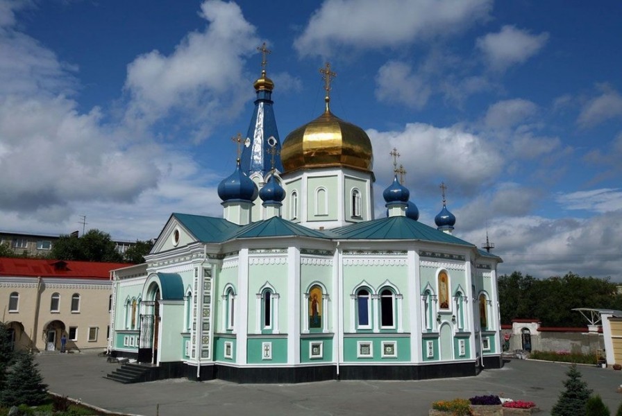 Священник выгнал девушку с больным ребенком из главного храма Челябинска