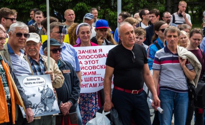 За отставку правительства собирали подписи в Новосибирске