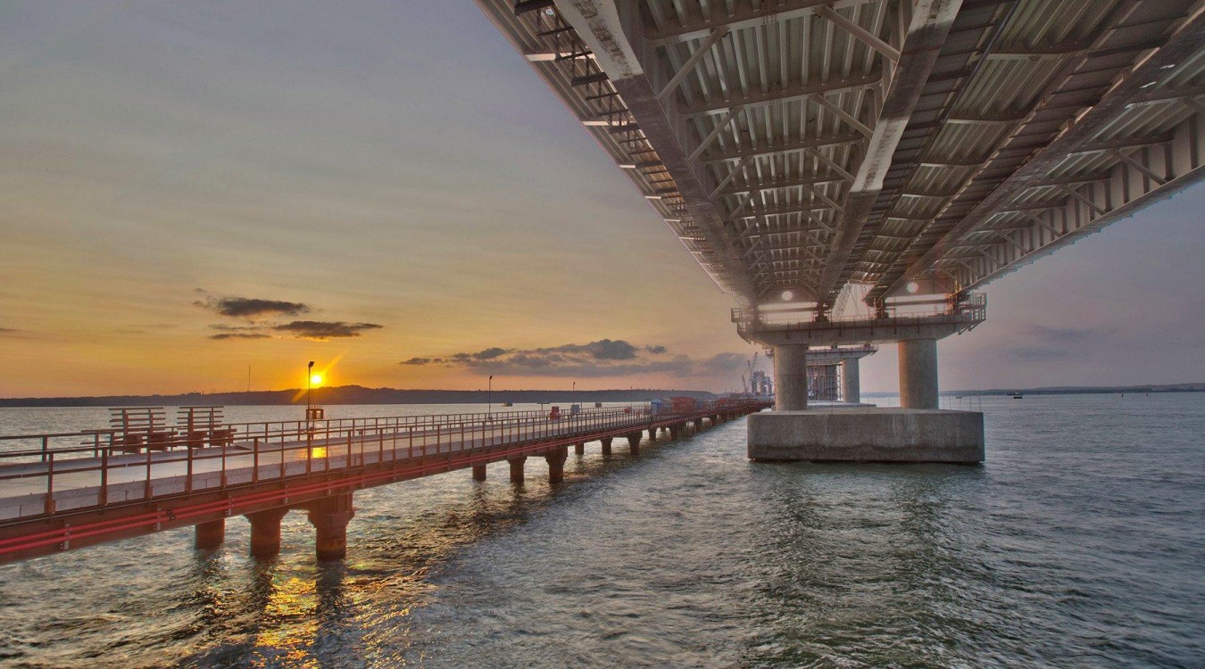 Крымский мост взяла под охрану морская спецбригада Росгвардии