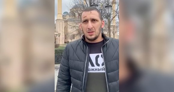 Кадыров может быть доволен. Подозреваемого в смертельном ДТП на Можайском шоссе доставили в Москву