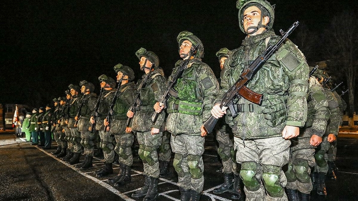 Путин и Шойгу готовят армию к войне с боевиками