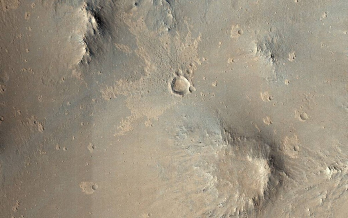 Жизнь на Марсе могут найти в течение двух лет. Но что от этого изменится в жизни землян?