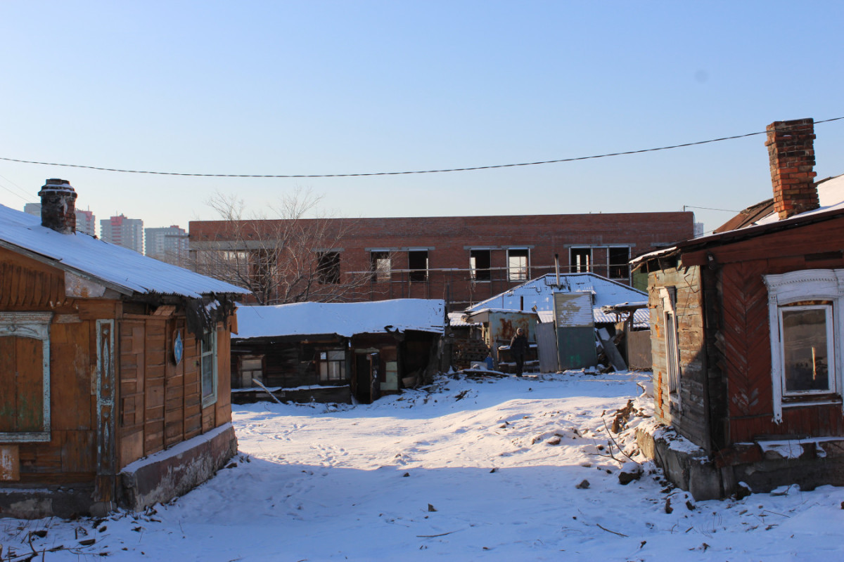 Старый Челябинск: «Закрытые ставни и горы мусора во дворах». Длина улицы Тупик всего 53 метра