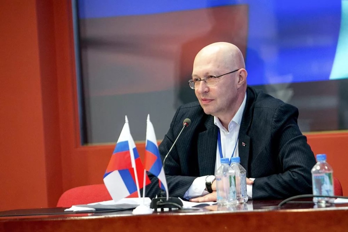 Введение чрезвычайного положения готовят в России, считает политолог Соловей