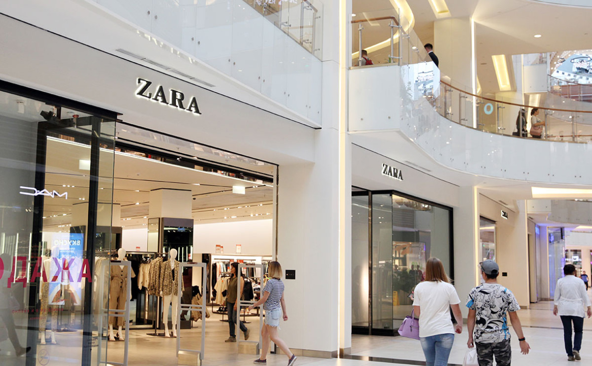 Могут закрыться магазины Zara в России. Из-за эпидемии коронавируса