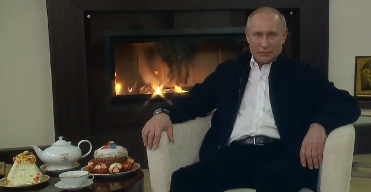 Путин поздравил россиян с Пасхой заверениями о «светлом» будущем