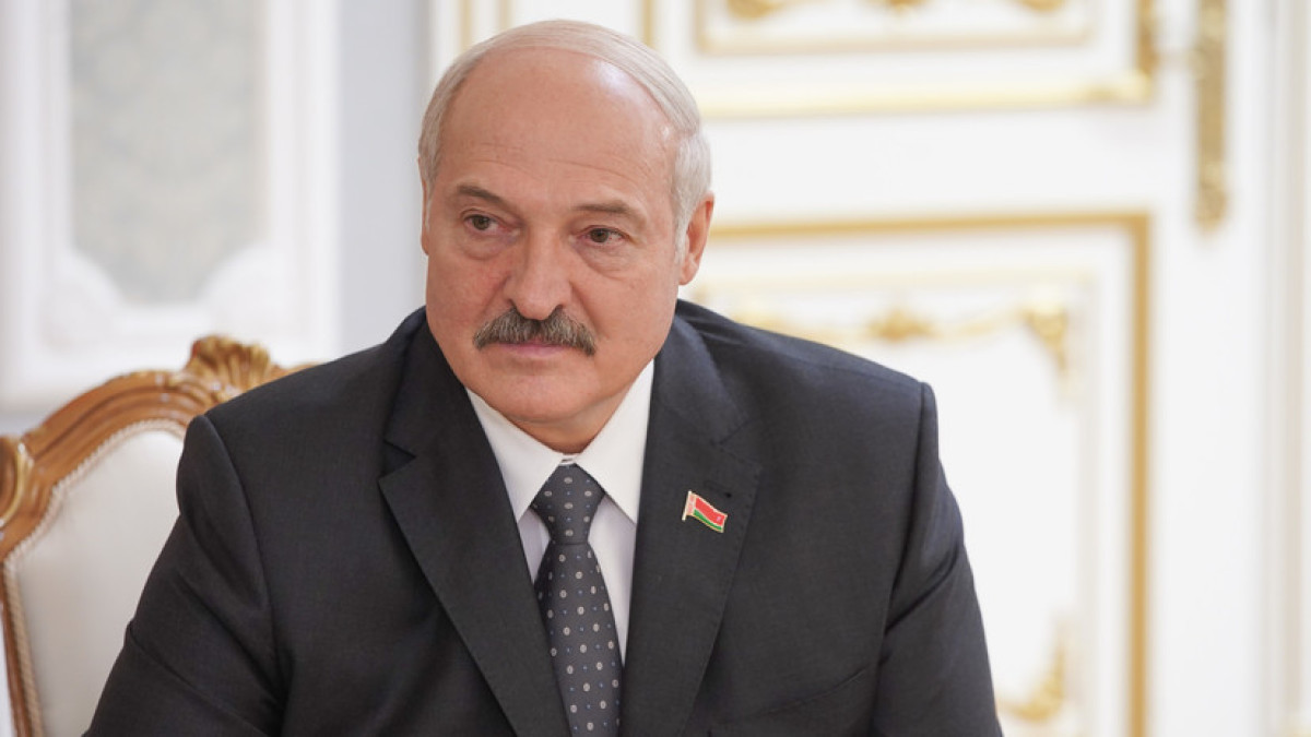 Лукашенко назвал враньем заявления о том, что задержанные в Минске «боевики» летели в Стамбул