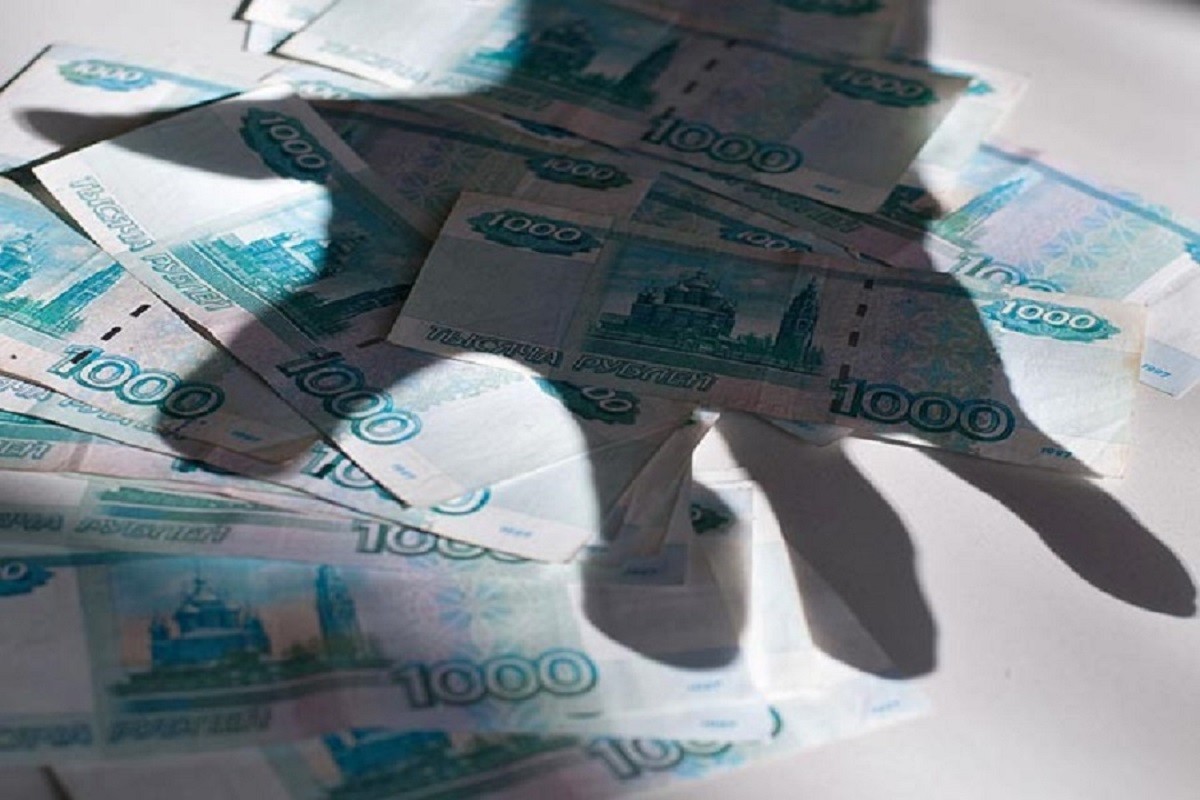 50 миллиардов рублей потерял бюджет России за полгода из-за чиновников
