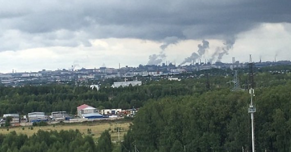 Всего 80 тысяч рублей заплатит челябинское предприятие за сокрытие информации о вредных выбросах