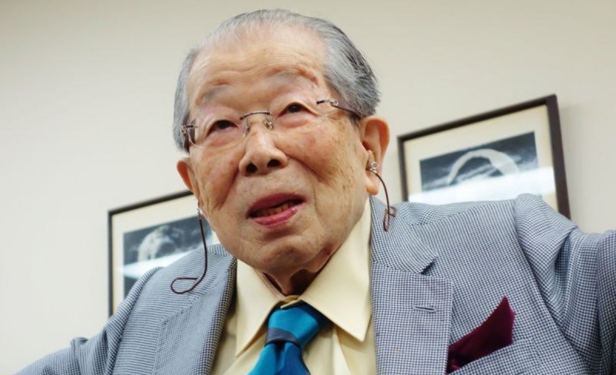Рецепты долгой жизни от 105-летнего врача помогли многим японцам
