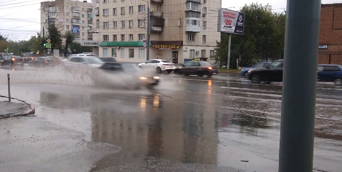 Челябинск вновь затопило – дороги оказались не готовы к сильным дождям