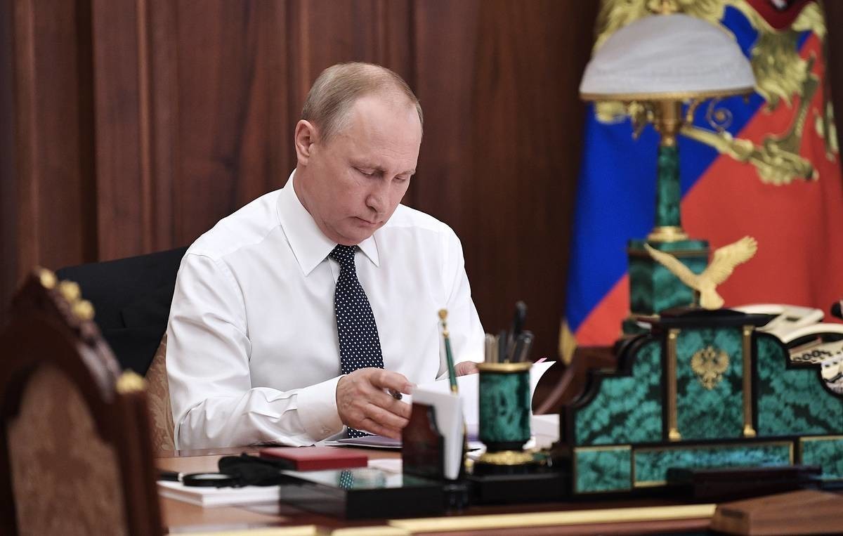 Путин передает власть силовикам? Он уже не способен управлять, уверен бывший сотрудник ФСБ