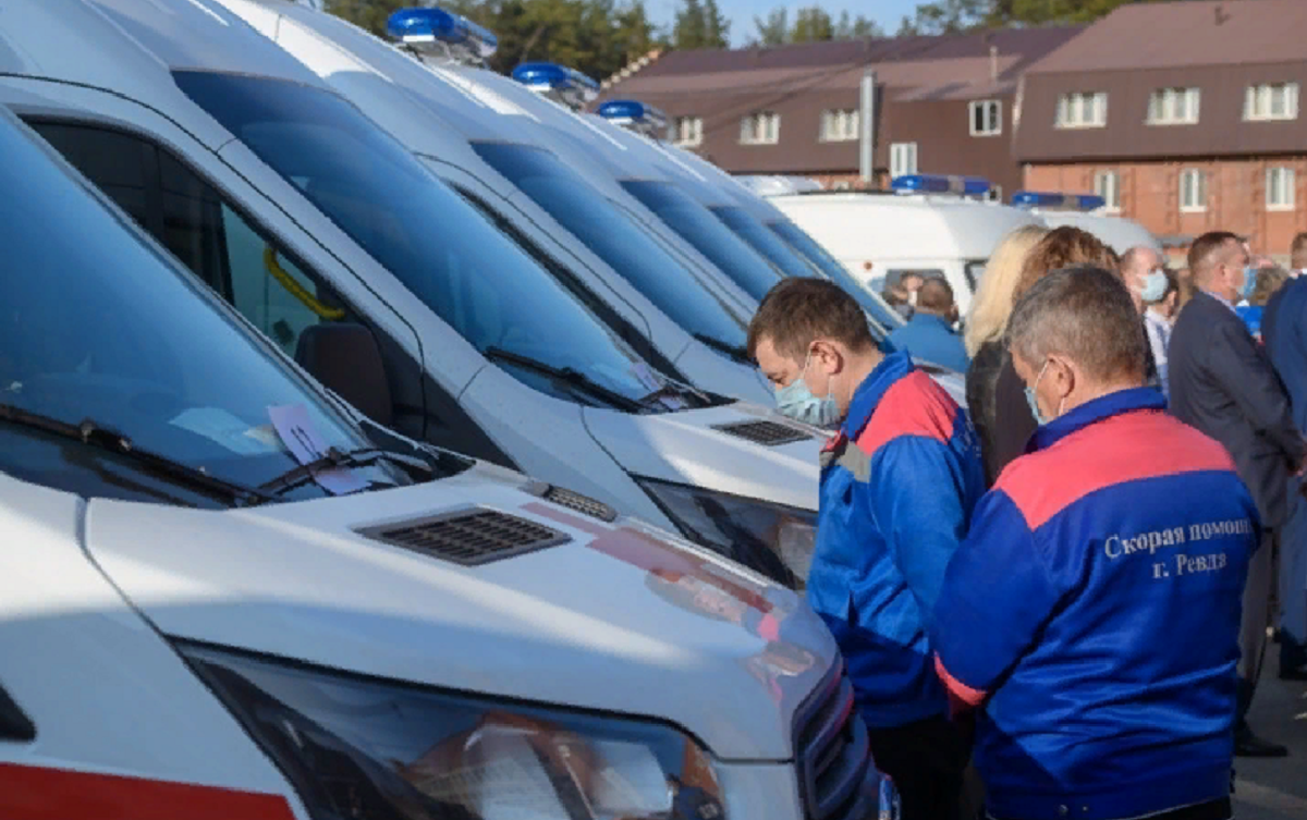 34 машины скорой помощи закупил минздрав Свердловской области