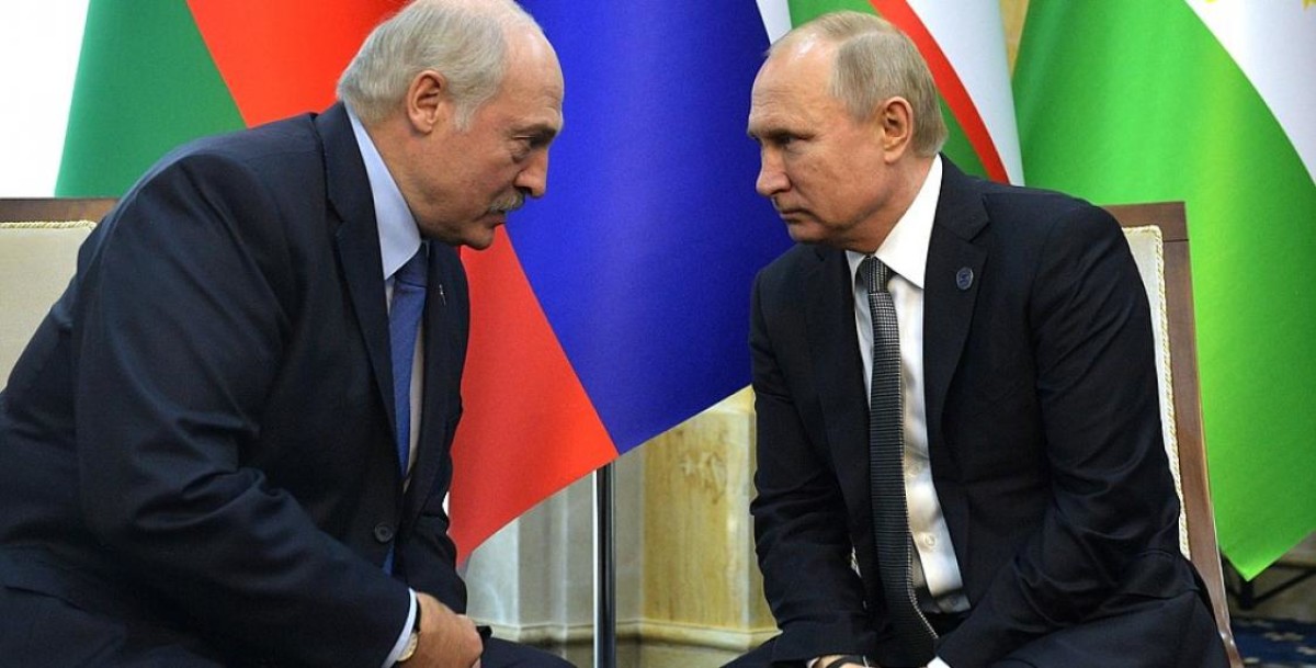 Лукашенко купит нефтяное месторождение в России