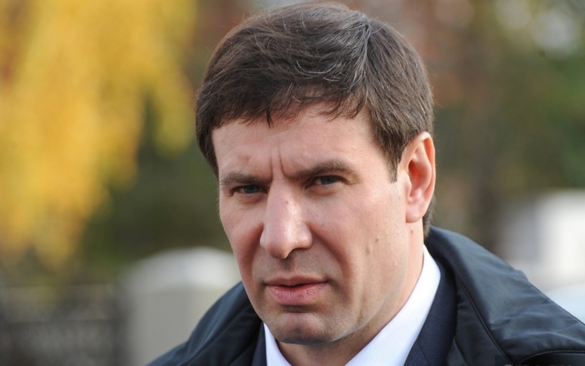 Политолог назвал Юревича эффективным губернатором, сравнив два ЧП, потребовавших восстановительных работ