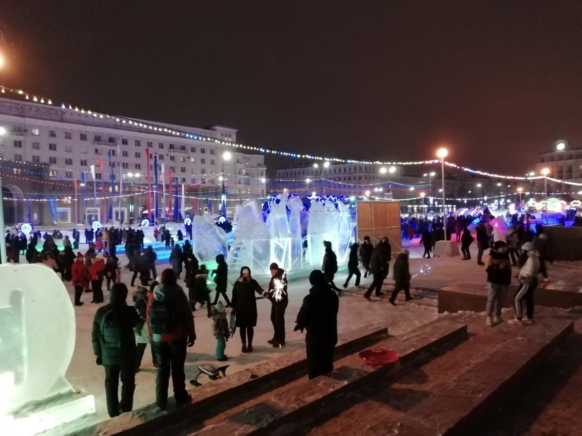 Грустный Новый год в Челябинске: ни салюта, ни боя курантов, ни телеобращения Путина