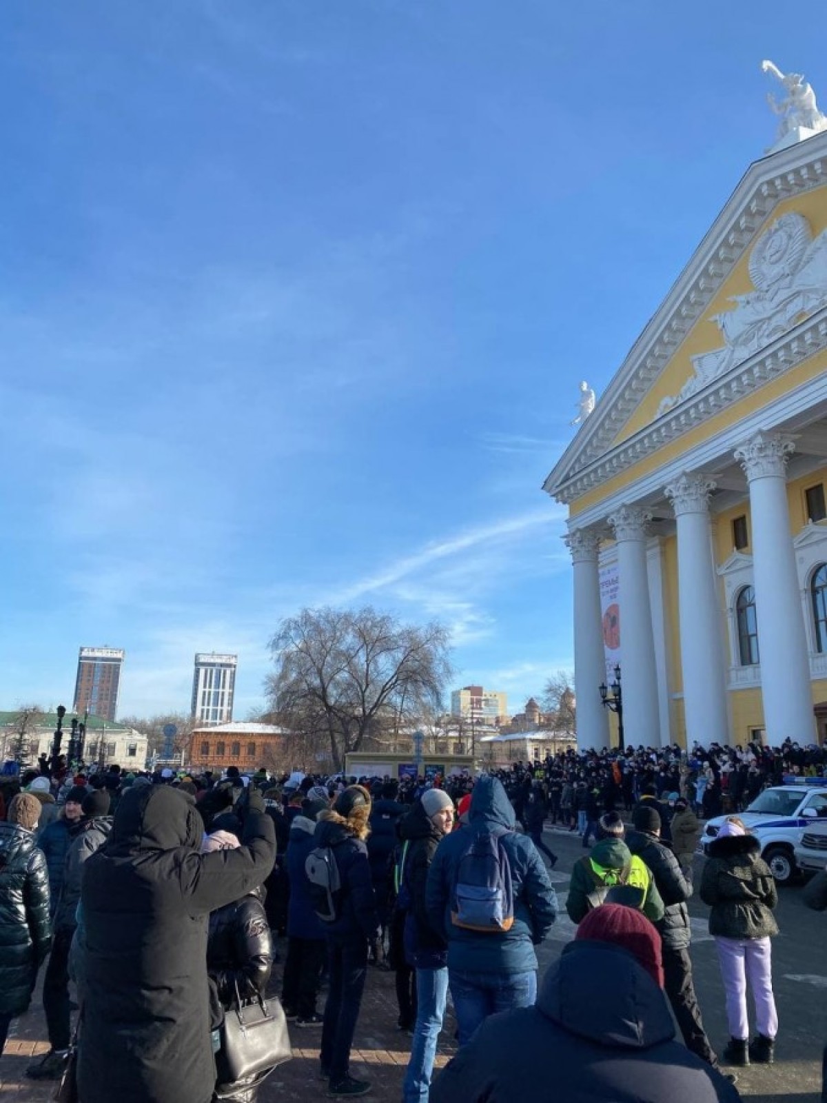 Две тысячи участников акции протеста в Челябинске насчитало МВД. Видимо, на самом деле было больше