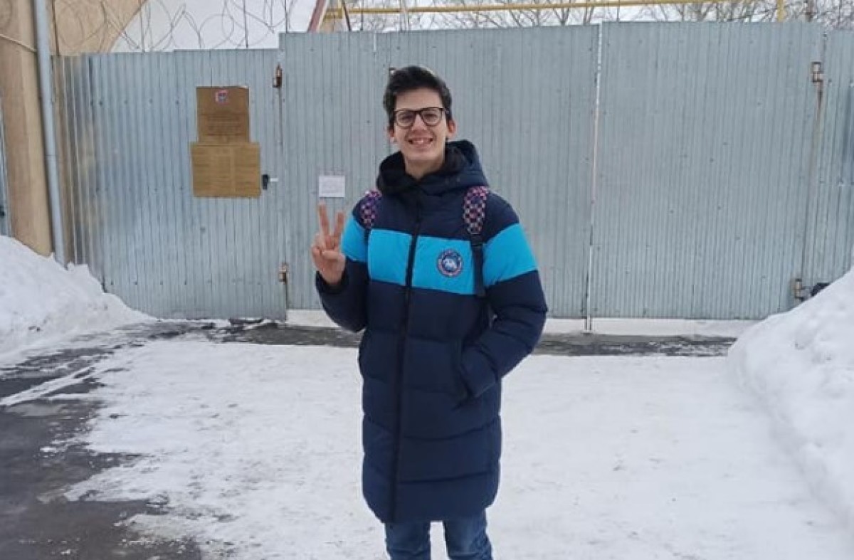 Челябинскому 11-класснику повестку по факту участия в несогласованной акции протеста принесли в школу