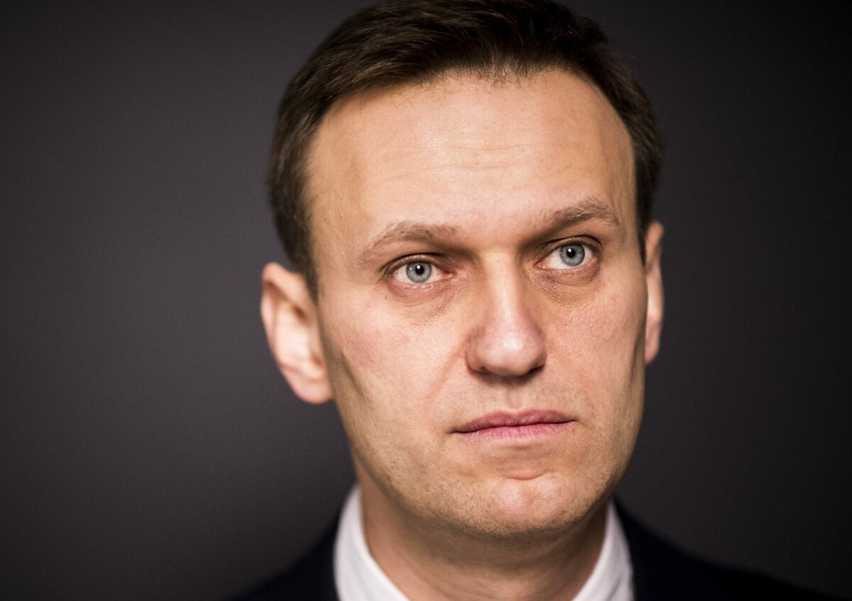 Врачи России потребовали от власти оказать медпомощь Навальному