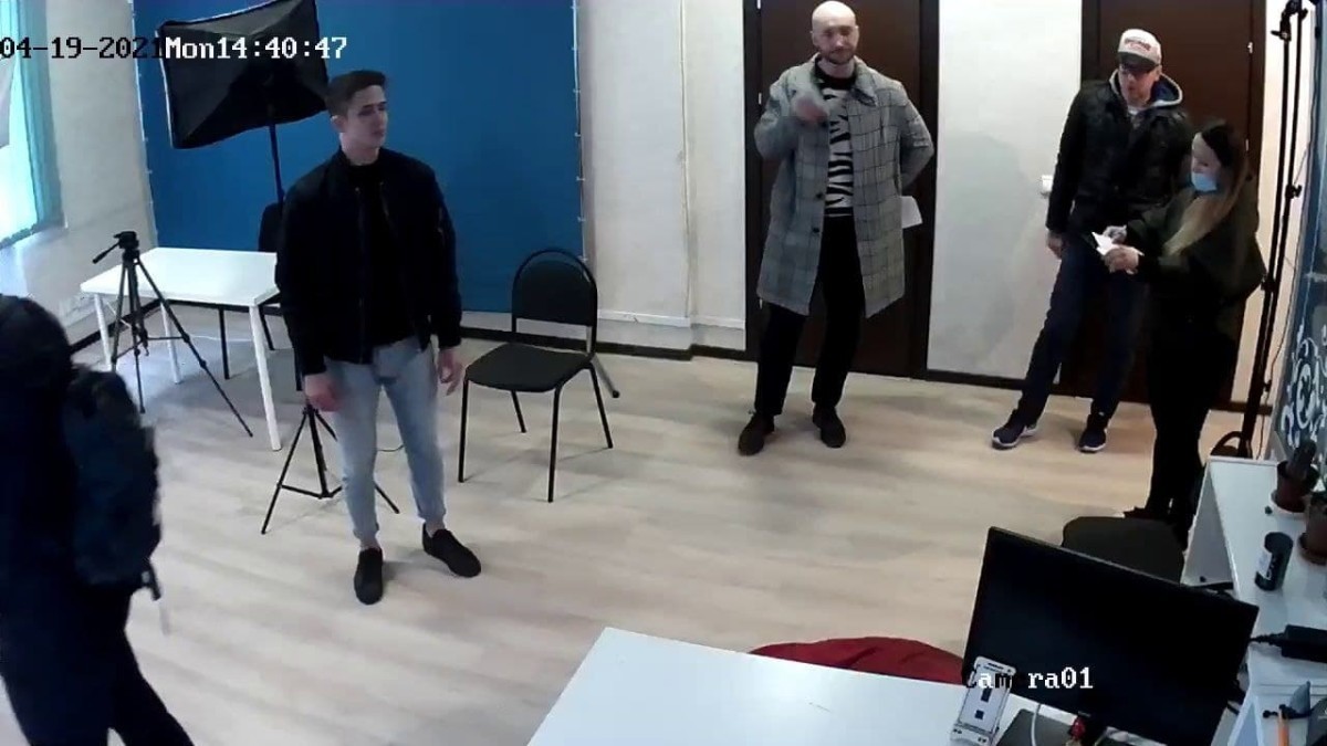 Обыск проходит в челябинском штабе Навального